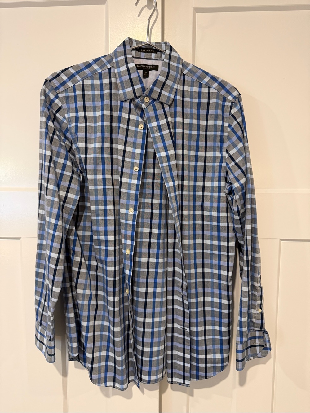 Banana Republic Men's Blue and Gray Plaid Button-Down Shirt